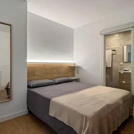 625a Piso De 5 Con 5 Banos Oviedo